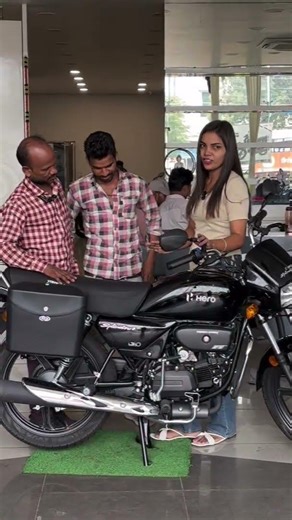 Hero splendor plus all black bike price