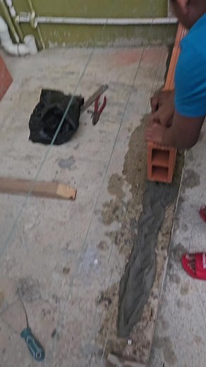 Teaching RJ how to put down blocks 👍