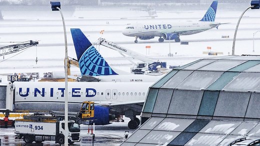 Winter storm disrupts plans during record-breaking travel season