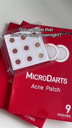 micro needle acne patches are perfect for those with large acne including pus acne! these microneedles help to clear acne and they do not hurt at all! litearlly a lifesaver, they make my acne less visible in just one day! #acne #acnepatches #microneedlepatches #pimplepatches #createtowin