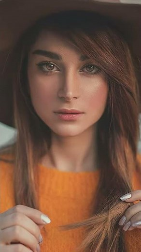 How to Retouch Skin in 30 Seconds || Photoshop Portrait Skin Retouching Tutorial #shorts