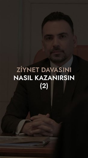 Avukat Alper YORULMAZ | Haklarını Öğren ⚖️ on Instagram: "Ziynet Davası Ne Zaman Kazanılır? • Şiddet nedeniyle evden ayrıldıysan. Fiziksel şiddet görerek ya da darp sonrası (hastaneden sonra) evden ayrılma varsa. • Zorla veya kovularak evden çıkarıldıysan • Altınlar evlilik içinde borçlar için kullanıldıysa. Düğün borçları, kredi kartı borçları, eşin kişisel borçları için harcandıysa. • Araç alımı için altınlar verildiyse • Eşin işlerinin bozulması nedeniyle kullanıldıysa • Evlilik öncesi senet 