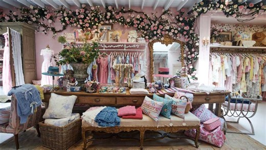 LoveShackFancy coming to Kansas City’s Country Club Plaza