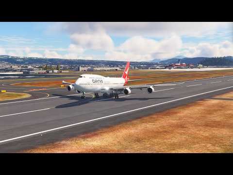 Extremely Low Over Water! Qantas Boeing 747 Dramatic Airport Approach