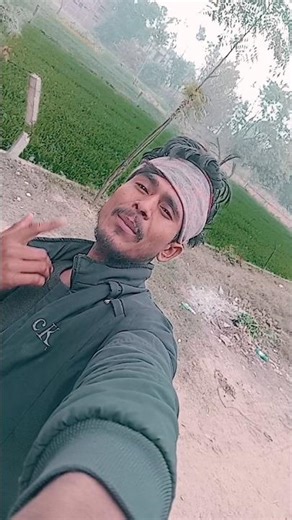 Hum NE Toh tan Han umr hai wo jaari sarda ko Sarah h*Tum dua hai hamari