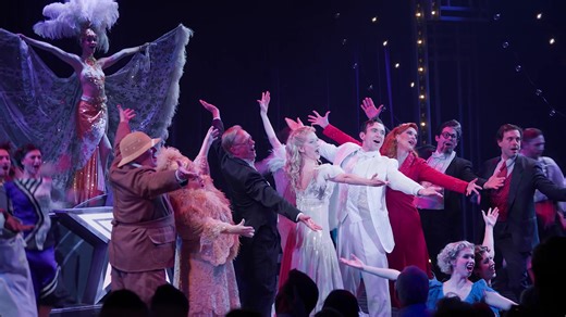 As the curtain comes down on CRAZY FOR YOU this weekend, giving these amazing performers, crew, and musicians a well-deserved "Thank you!" for their beautiful energy. Video by Henry Riley Productions #crazyforyou #musicaltheater #curtaincall #ogunquitplayhouse | Ogunquit Playhouse