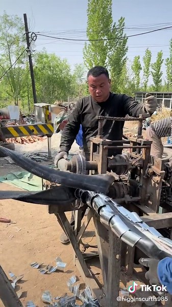 Mechanical Device Operation: Metal Shredding Explained