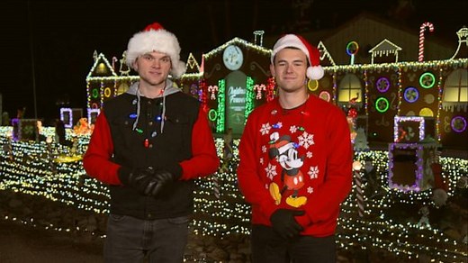 Kyle and Sammy Pratt debut their extravagant Christmas light display on ‘GMA’