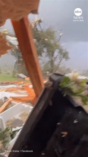 An Illinois man captured the moments a tornado ripped through and destroyed his home in Effingham on Wednesday night. The resident of the home, Trevor Kreke, appears to be in disbelief, thanking God as he sat in the remains of his home. https://t.co/IeF2TNHeBo