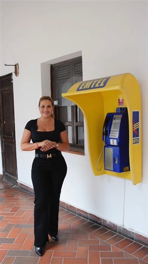 En 2025, Emtel 📶 conectó a 240 barrios y 22 veredas de #Popayán, mejorando internet, televisión y telefonía IP, e implementando proyectos innovadores 💻 como Data Center y Aulas STEAM. Gracias a quienes han confiado 💙 durante 41 años de servicio. | Alcaldía de Popayán