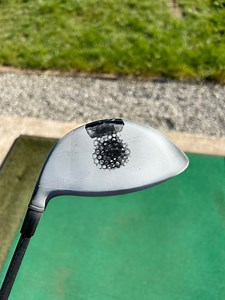 If the dispersion of your shots with your driver looks anything like the first clip here.. then it might help to cut down your driver 🤔.Did you know that driver lengths have been creeping up more and more as years go on? .For the average consumer buying a new driver, their main priority / what they want to see is a long ball.. (just more distance regardless of where it’s going) even if it happens 1 in 10 shots .And so by selling stock drivers straight off the shelf at a longer length, this can 