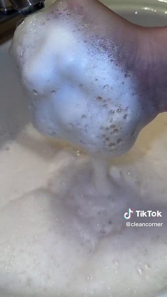 Request line is open… hit me 🫶🏼 this is the only pine product I’ve tried that i dont care for. #pineglo #requests #fyp #cleantok #asmr #spongesqueezing #suds #cleancorner