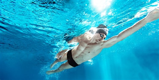 A Comprehensive Guide To Swimming For Weight Loss, According To Coaches