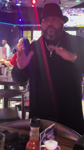 Versetta702 (@versetta702)’s videos with original sound - Versetta702