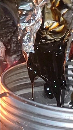 Making pine tar from fat wood