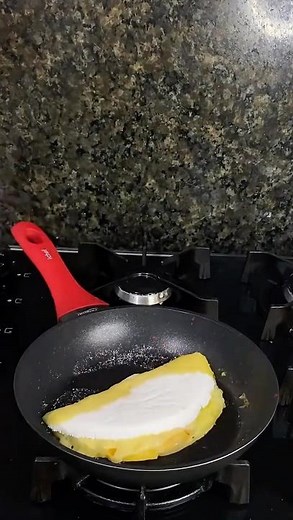 ✅CREPIOCA DE OVO COM QUEIJO, PRESUNTO E REQUEIJÃO EM 3 MINUTOS 🔥😱