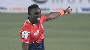 Dwayne Bravo Srivalli Hook Step: विकेट लेने के बाद ब्रावो का Srivalli हुक स्टेप, वीडियो हो रहा वायरल