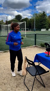 En direct stade Léo Lagrange on vous attend tous . | Laurie Pierre