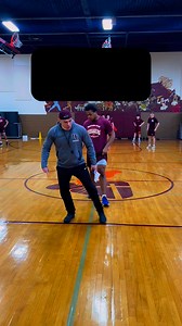 How To Coach The 5-10-5 Drill! 👊 🎯 In this video, we break down the essentials of the 5-10-5 drill, a key drill for improving an athlete's agility, speed, and change of direction. Watch as I coach my athlete through each phase, providing detailed coaching cues to ensure they execute each step with precision and efficiency. 💪 Step-by-Step Breakdown: 1. Setup and Stance I begin by explaining the drill setup: three cones placed in a straight line, five yards apart. The athlete starts at the midd