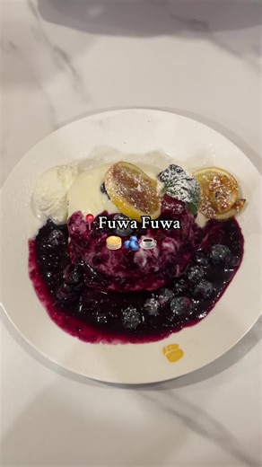 Delicious Fluffy Pancakes in Montreal - Fuwa Fuwa