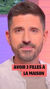 339K views · 2K reactions | Thibaut Giangrande, nouvelle tête de l’émission, nous raconte deux fois par semaine les petits tracas de son quotidien de père de famille. Pour commencer et faire connaissance, il nous présente sa famille. Extrait de l'émission du 23/09/2025, disponible sur le site de France Télévision : https://www.france.tv/societe/les-maternelles-xxl/ | La maison des maternelles | Facebook