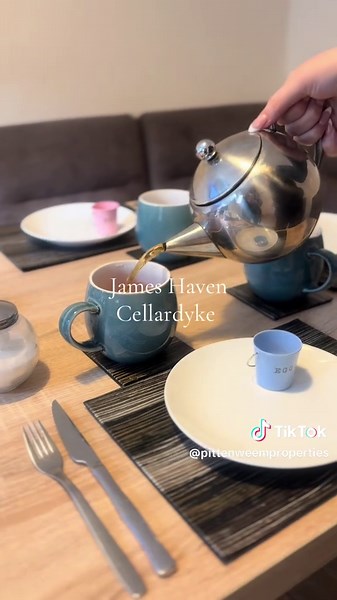 🏡 Escape to James Haven A beautiful three-storey townhouse just steps from the coast in Cellardyke. Sleeping up to 7 guests, it’s the perfect base to explore Anstruther, scenic coastal paths, incredible local food, and world-class golf in nearby St Andrews. Your East Neuk getaway starts here. #VisitScotland #CoastalEscape #StaycationUK #ScotlandTravel #HiddenScotland