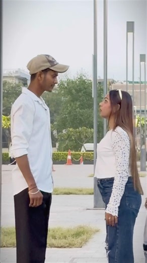 Yeh kya hua 🤣 #song #newsong #shortsfeed #funny #viralsong #popularsong #viralshorts