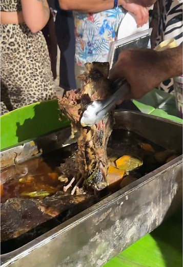 Ever tried lamb 🍖cooked underground? Slow-roasted to perfection with rich Zanzibari spices🔥, it’s a culinary masterpiece you don’t want to miss. Join us for an unforgettable Beach Dinner tonight 🌊 ! . . . #tuiblue #tuibluebaharizanzibar #sansibar #zanzibar #ZanzibarFlavors #BeachsideFeast #CulinaryMagic