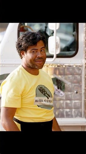 When Terrorists Open a Burger Truck 😂 -Key and Peele Season 5 (2015)