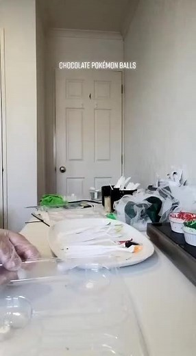 Actual Chocolate Pokémon Balls! #chocolate #gottacatchemall #pokemonball #pokemon #newzealandsmallbusiness #thechocolatediaries #newzealand #auckland