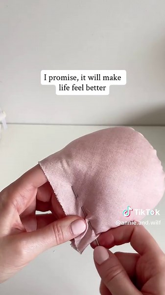 Seasonal Decor Sewing Tutorial for DIY Enthusiasts