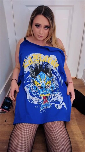 Love the design but the shape and neckline were not it… @Ed Hardy Originals #y2k