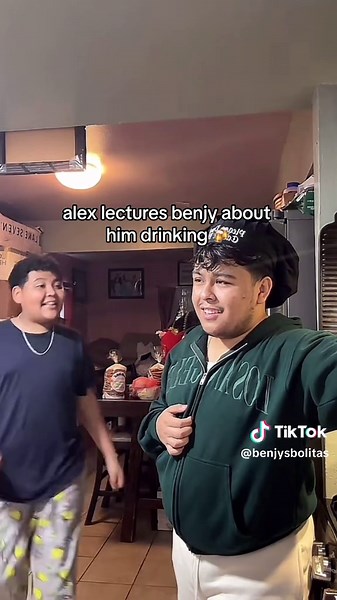 lmaoo 😭😭 #fyp #fypシ゚viral #fyppppppppppppppppppppppp #funny #relatable #influencer #benjychavez #lifelessons #siblings #drinking