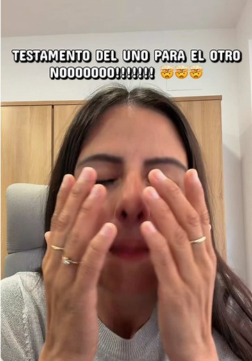 Testamento del uno para el otro: ¿qué implica y cómo hacerlo?