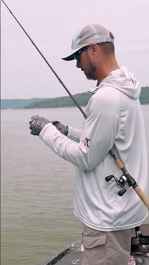 HOW to fish the SWING HEAD JIG (Quick Tip)