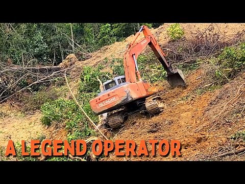 What an Expert Heavy Equipment Operator, Look How Easy He Works in The Field