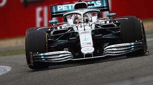 Hamilton: Mercedes’ 2019 F1 car hard to work with
