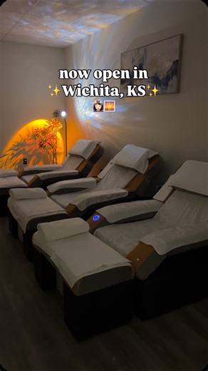 ICT/Midwest Foodie on Instagram: "📍Crystal Massage [Wichita, KS] This is your sign to treat yoself with a massage & lucky for us, @crystalmassagewichita just opened up by 21st/Rock! 🤩💆🏻‍♀️ To celebrate their Grand Opening ✨, they’re offering 10% off ALL services from now until August 31. The massage studio is owned by the sweetest person, who previously owned Sarah Massage. It’s such a peaceful space with skilled therapists specializing in full-body & deep tissue massage! There’s also two co
