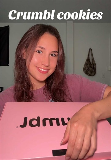 Crumbl Cookie ASMR: Fair Week Favorites Taste Test