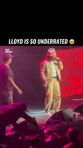 1.5K views · 1.8K reactions | Lloyd’s backing track cut out, so he went straight acapella—and still bodied it ‍ | RNB RADAR | Facebook