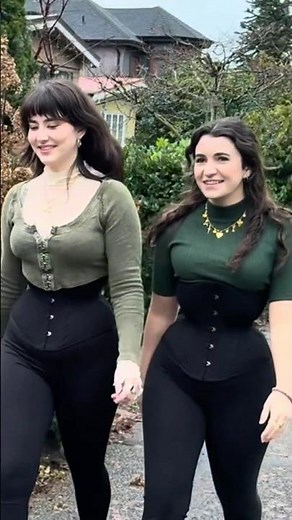 How to style a corset with leggings | Everyday Corset outfit ideas