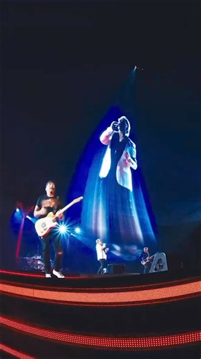 480K views · 8.9K reactions | Vertigo (Extended U2.com Edit) out now on YouTube. Link in bio. #U2UVSPHERE | U2 | Facebook