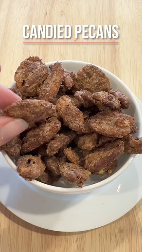 🤩 Candied Pecans for the fall! Perfect as a snack or to top salads. We make this recipe year round! Recipe: www.simplefunketo.com/blog/candiedpecans We buy a big bag of pecans from Sam’s or Costco! #candiedpecans #ketosalad #ketodessert #sugarfreerecipes #simplefunketo #ketodad #ketomom #ketobossbabe #pecans #pecanrecipes #roastednuts | The Keto Dad