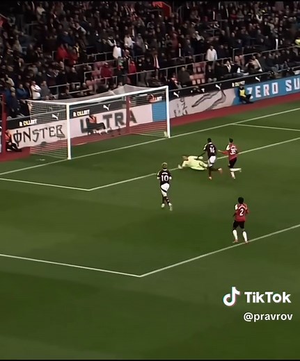 Isak Scores: Newcastle's Epic Equalizer Highlights