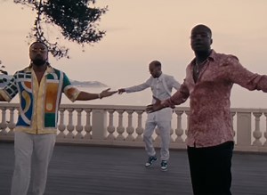 Alonzo, Ninho et Naps prennent du bon temps dans Tout va bien