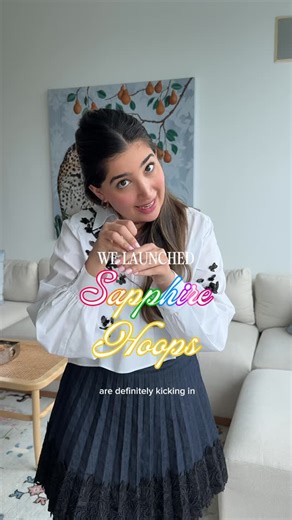 jewelswithjules • julia hackman chafé on Instagram: "#PUSHPRESENT HOOPS ARE LIVE ON JEWELSWITHJULES.COM ! 🌈💛💎 HOOPS BREAKDOWN: 🌈 Rainbow Sapphire Hoops come in size 1.25 inches and 1 inch 💛 Yellow Sapphire Hoops come in size 1.25 inches 💎 All hoops set in 18K solid yellow gold 💎 All sapphires are natural (never lab grown) 💎 Stones set in NYC 💛 3.5 MM ASCHER CUT YELLOW SAPPHIRE HOOPS •$10,300 •Size 1.25 Inches •9.5-10 Carats of Sapphires 💛 3 MM ROUND YELLOW SAPPHIRE HOOPS •$6,650 •Size 