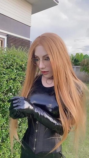 Exploring Latex Fashion: From Latex Gloves to Rubber Suits
