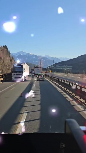 Exploring the Brenner Pass: A Trucker's Journey
