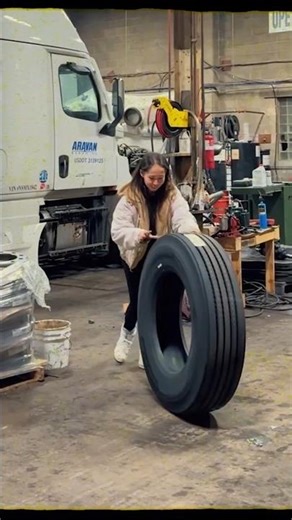 Challenges Of Being a Female Truck Driver 🚛#trucking