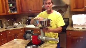 Best No Stress, No Mess, Tomato Sauce Maker Machine!